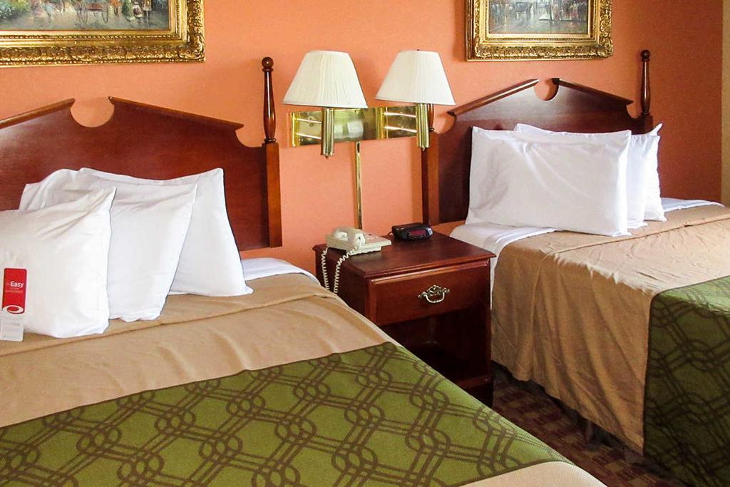 Econo Lodge Inn & Suites Ripley Номер фото